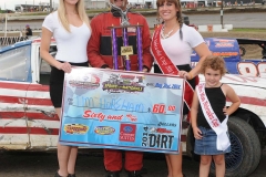 Eagle-09-01-14-557-Tim-Horsham-with-2013-Miss-Nebraska-Cup-Elle-Potocka-and-Miss-Nebraska-Cup-finalist-Jen-Harter-along-with-2014-Mini-Miss-Nebraska-Cup-finailist-Avari-Thornton-JoeOrthPhoto